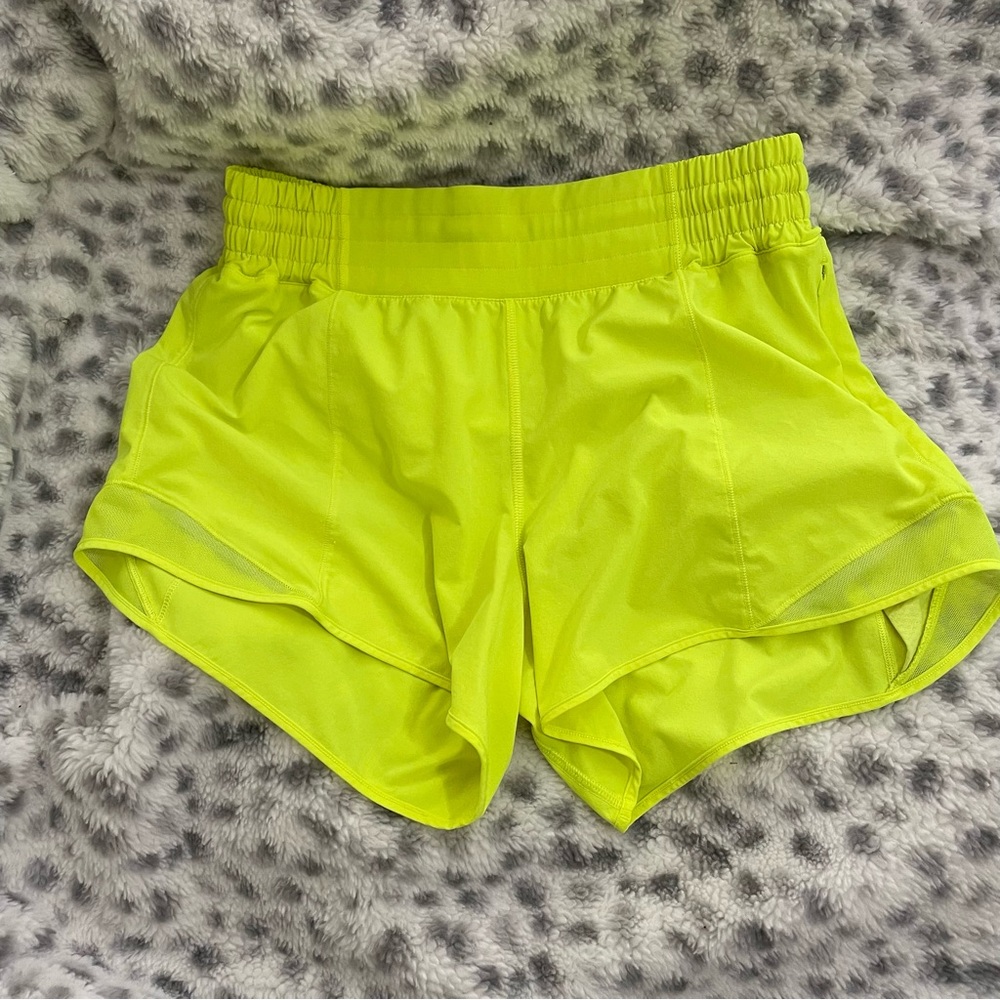 Lululemon Hotty hot shorts